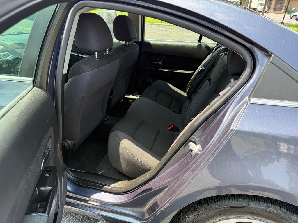 2014 Chevrolet Cruze Image 6