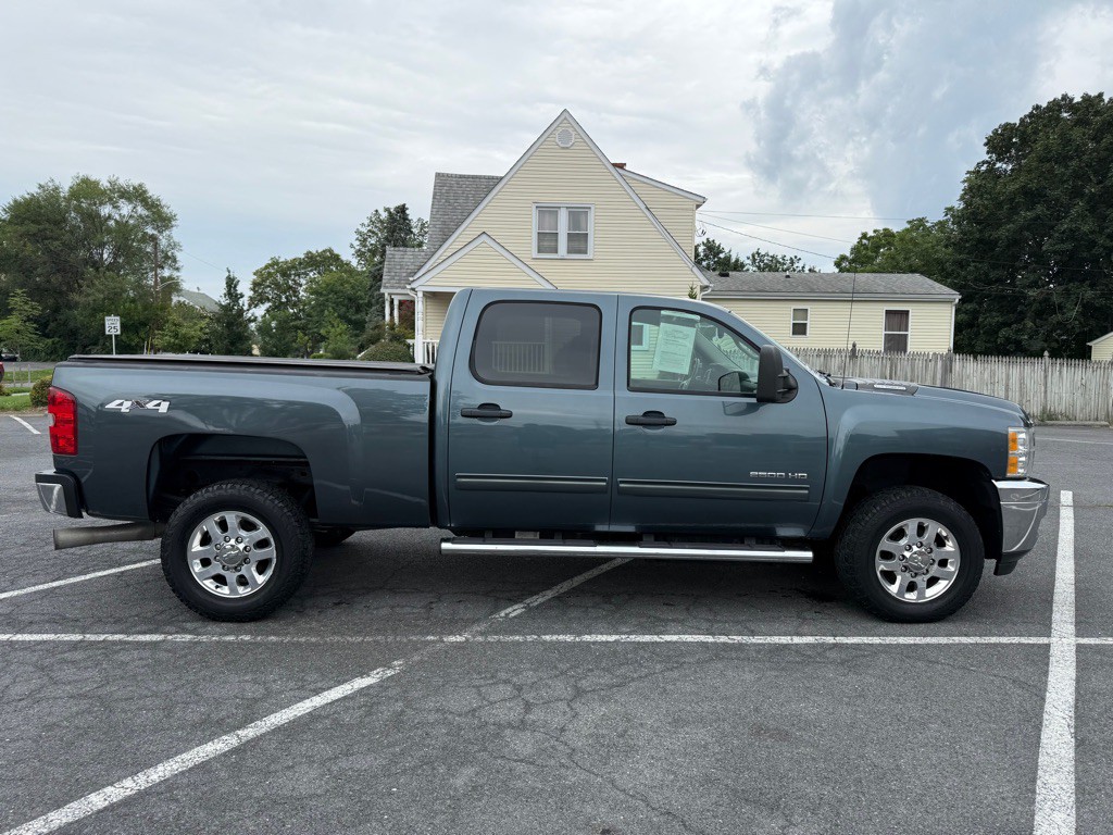 2013 Chevrolet Silverado 1500 Image 2