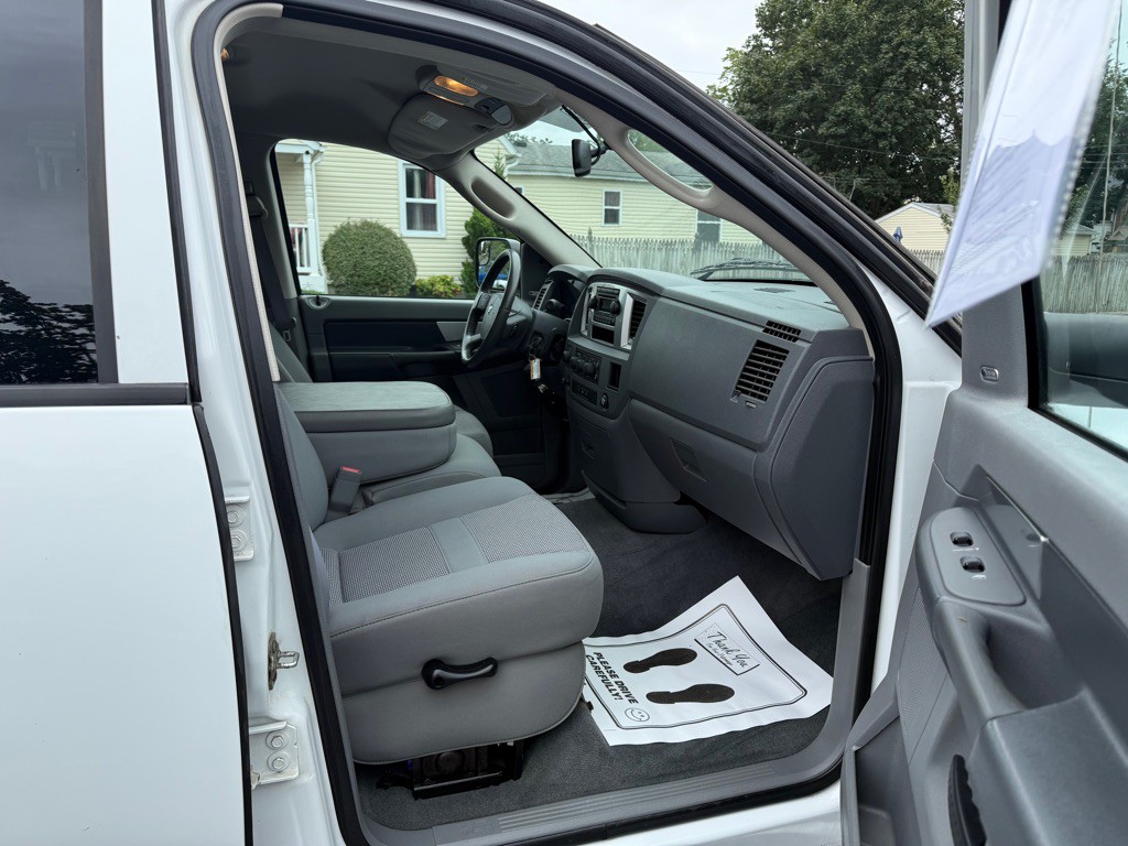2008 Dodge Ram 2500 Image 7