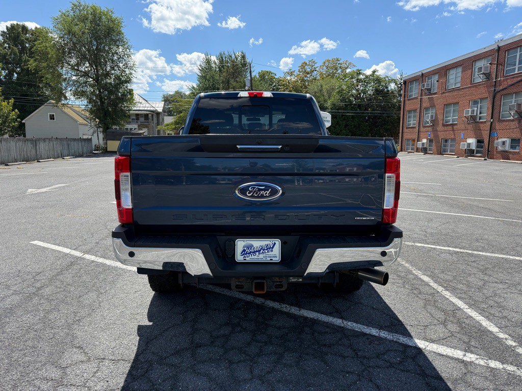 2017 Ford F-250 Image 4