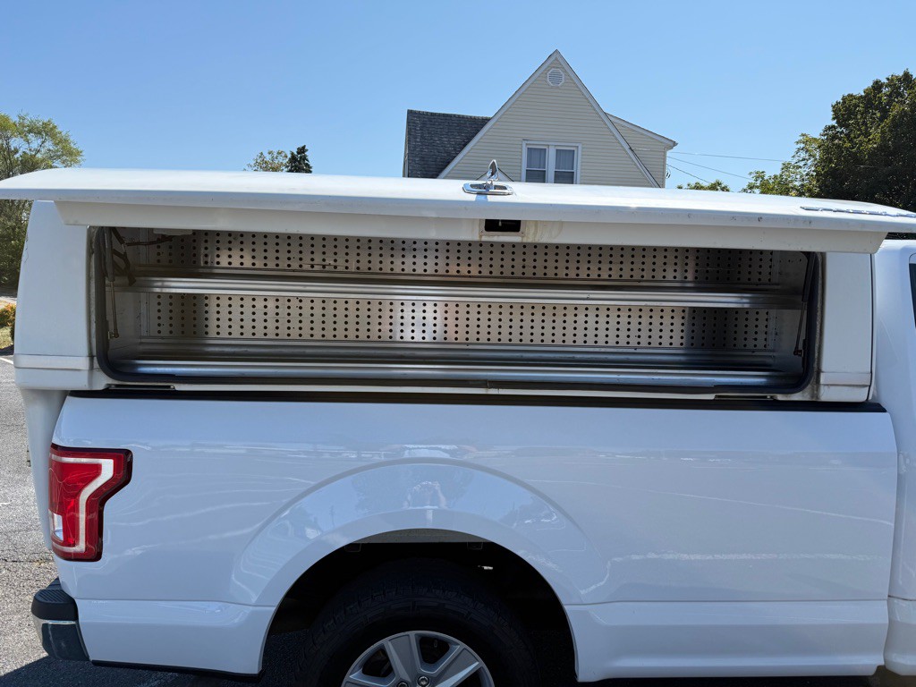 2017 Ford F-150 Image 8