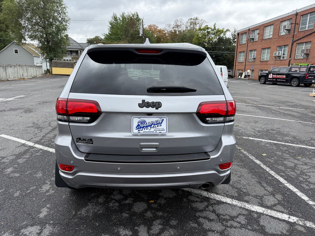 2018 Jeep Grand Cherokee Image 4