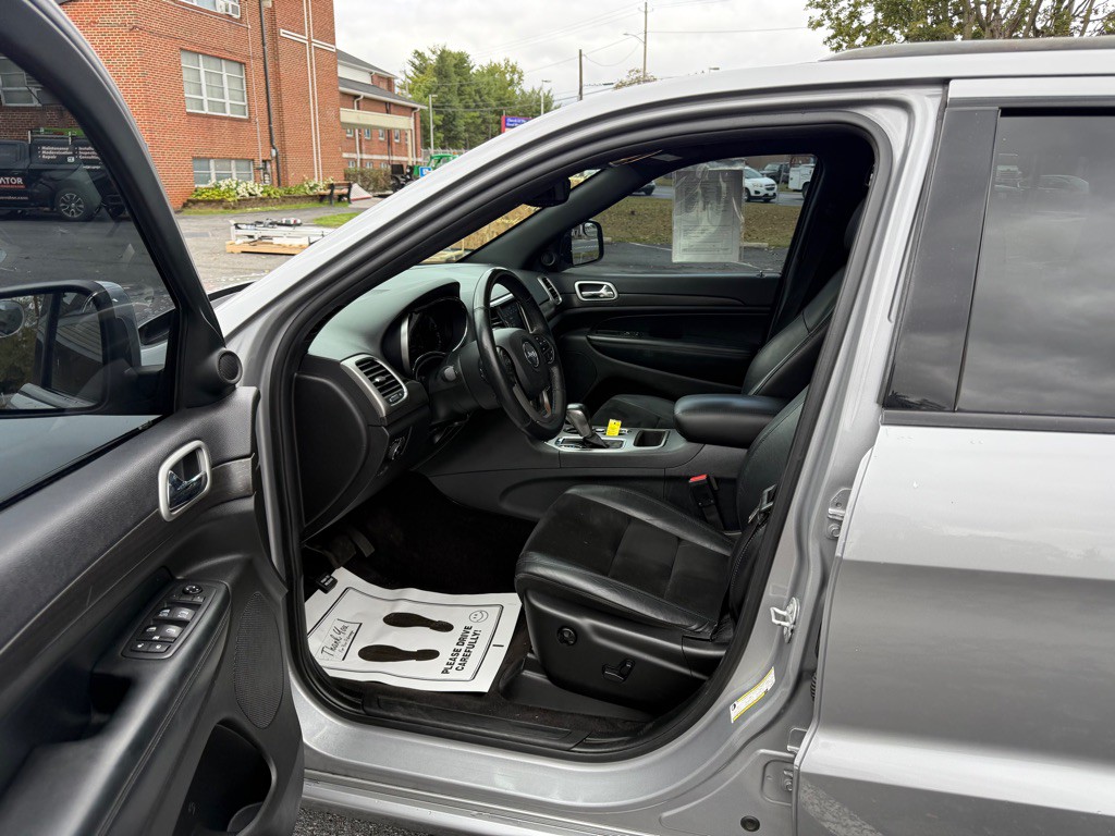 2018 Jeep Grand Cherokee Image 5