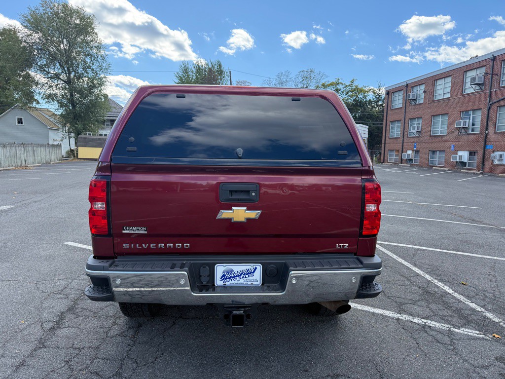 2017 Chevrolet Silverado 1500 Image 4
