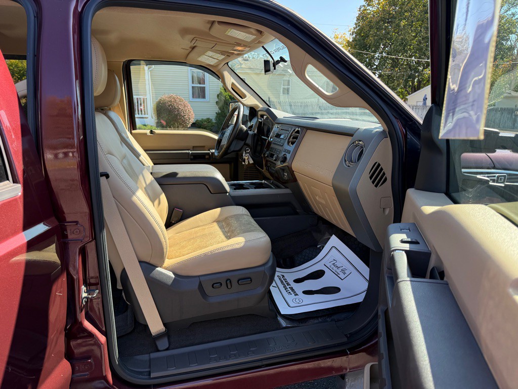 2011 Ford F-250 Image 7