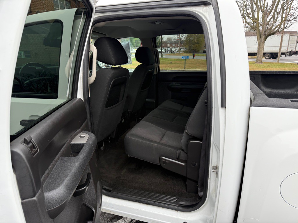 2012 Chevrolet Silverado 1500 Image 6