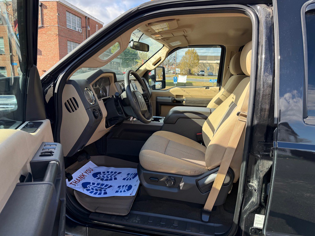 2015 Ford F-250 Image 5