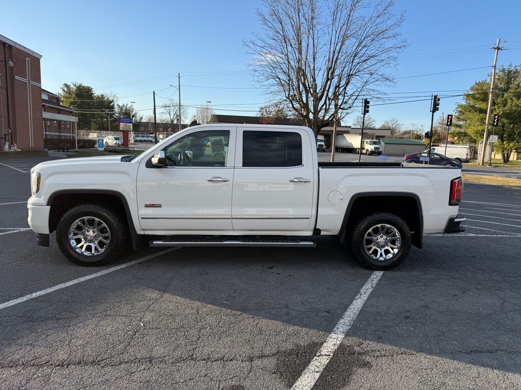 2016 GMC Sierra Image 1