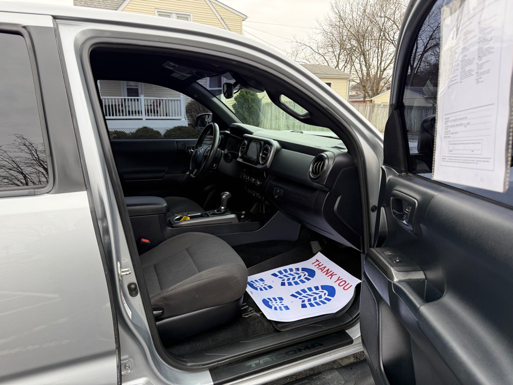 2018 Toyota Tacoma Image 7