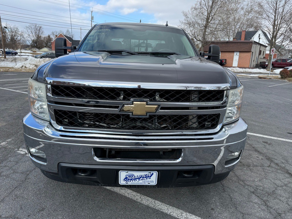 2011 Chevrolet Silverado 1500 Image 3