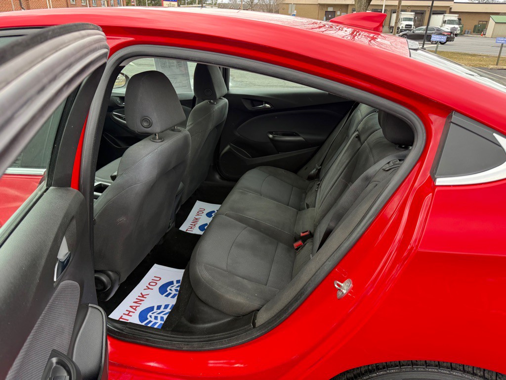 2019 Chevrolet Cruze Image 6