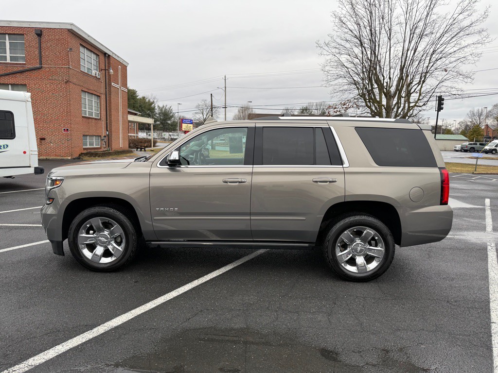 2017 Chevrolet Tahoe Image 1