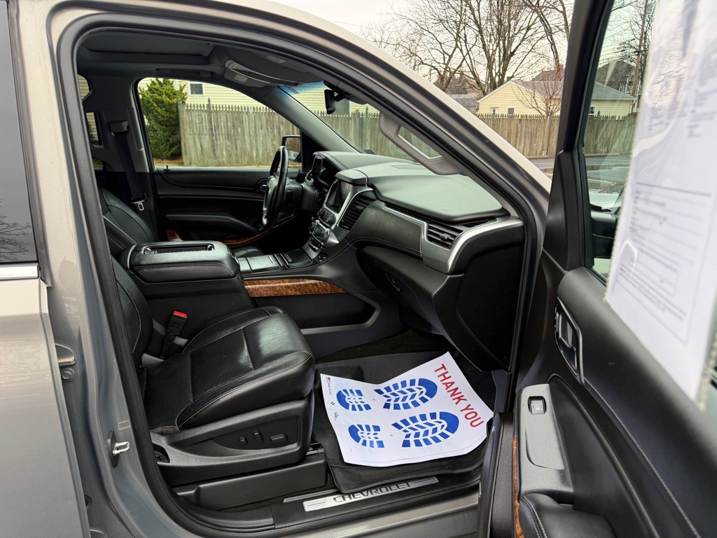 2017 Chevrolet Tahoe Image 7