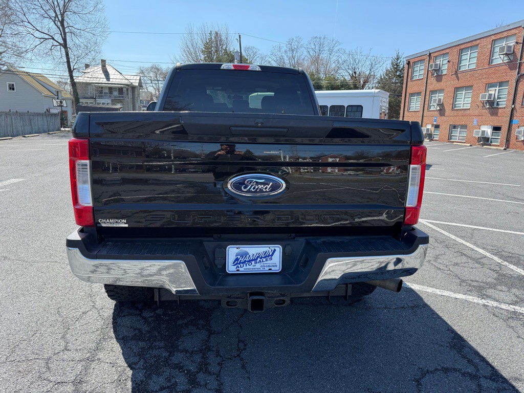 2017 Ford F-250 Image 4