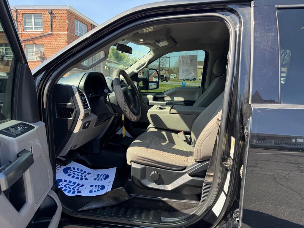 2017 Ford F-250 Image 5