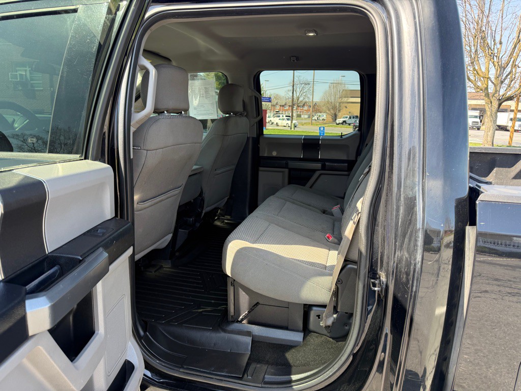 2017 Ford F-250 Image 6