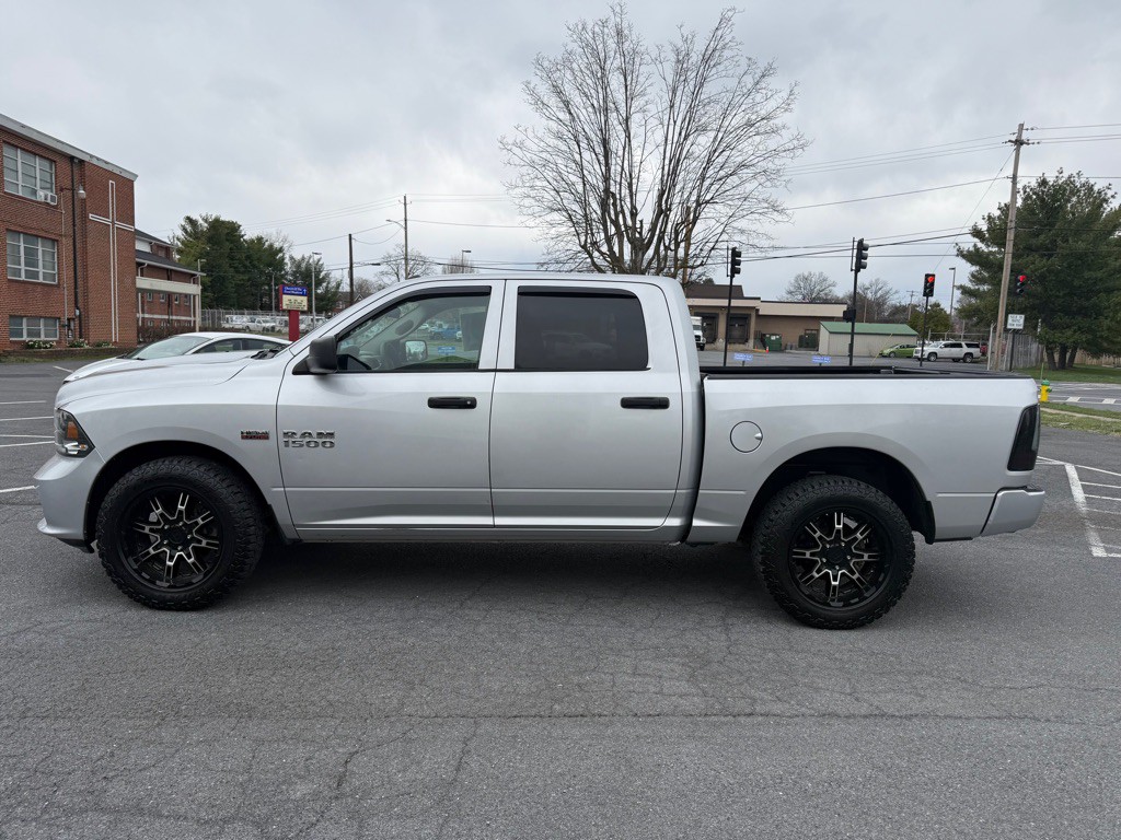 2016 RAM 1500 Image 1