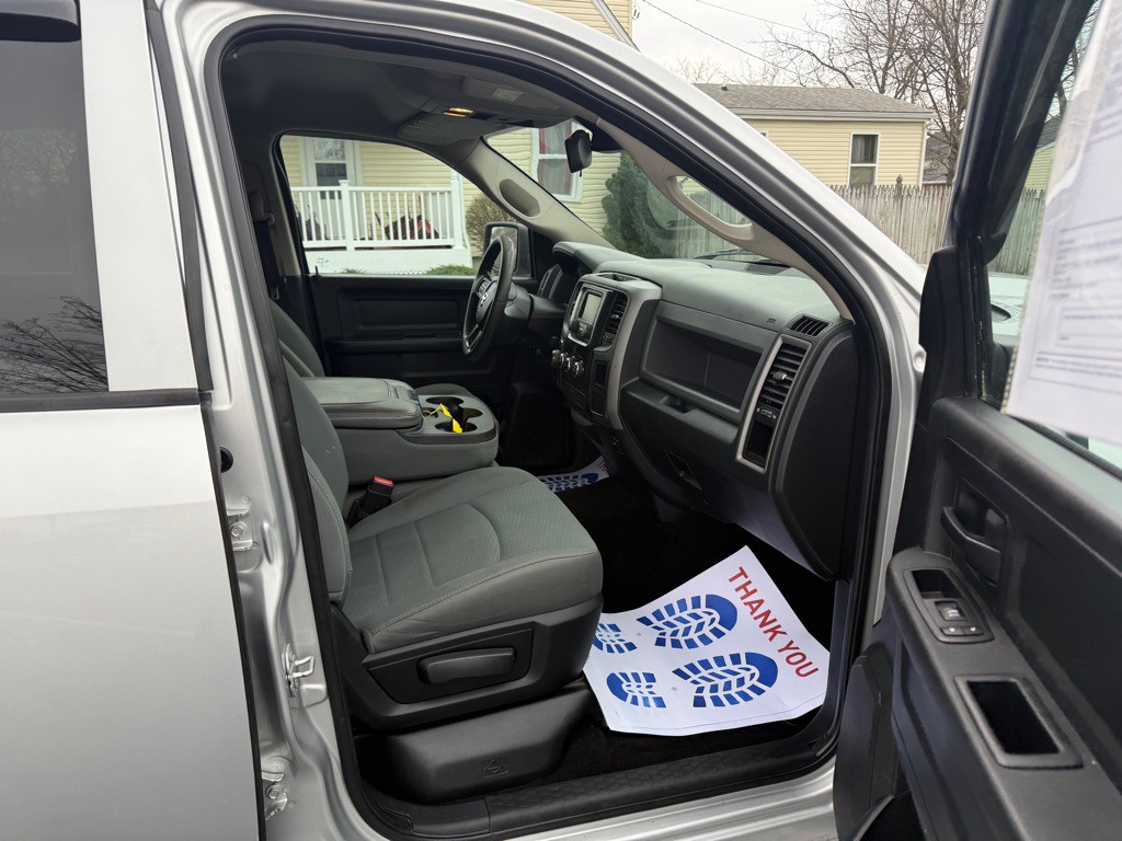 2016 RAM 1500 Image 7