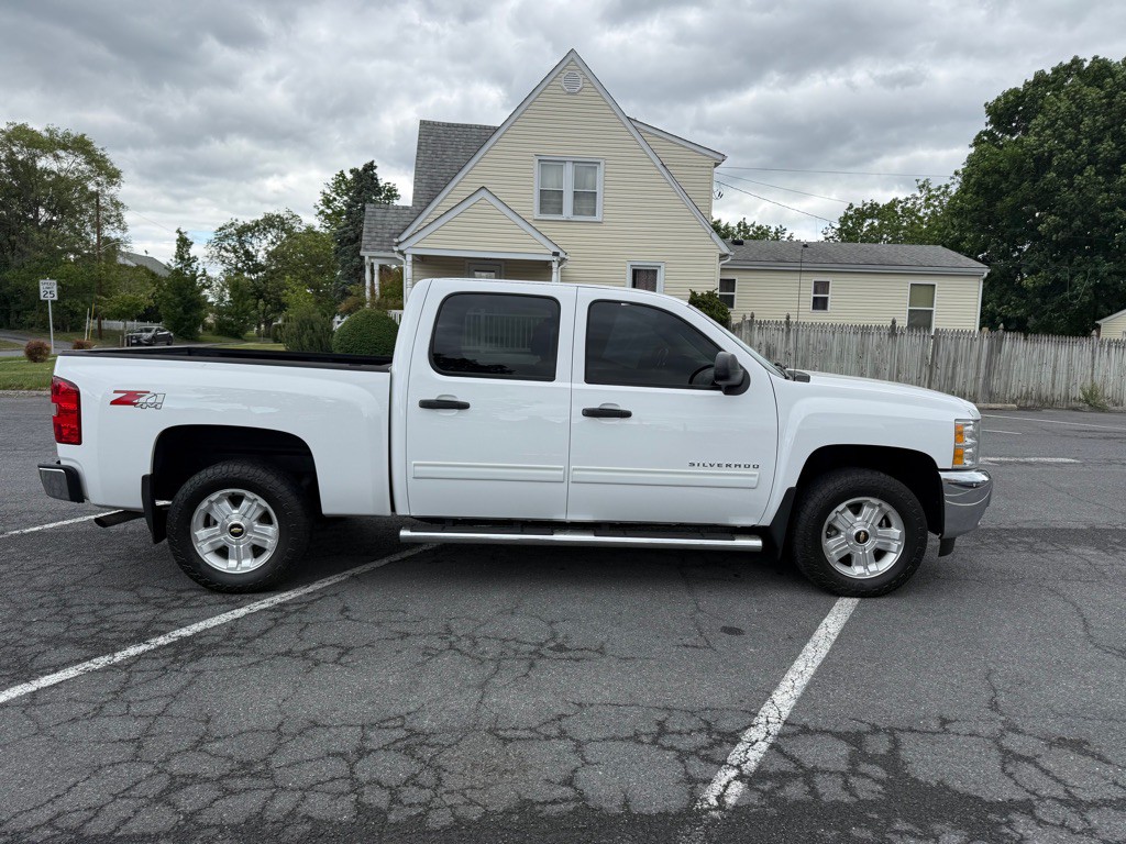 2013 Chevrolet Silverado 1500 Image 2