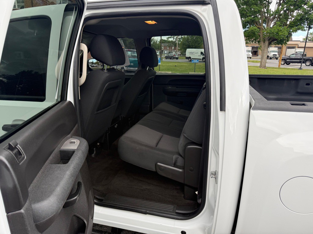 2013 Chevrolet Silverado 1500 Image 6