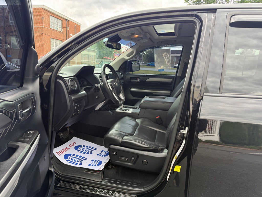 2018 Toyota Tundra Image 5