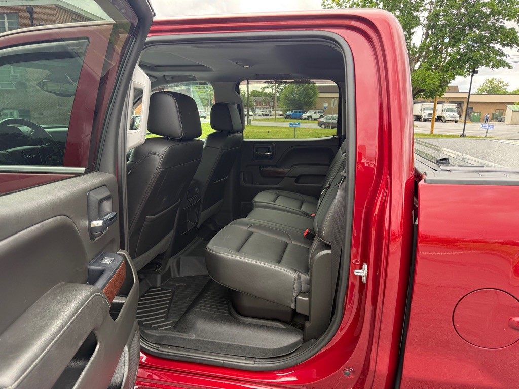 2018 GMC Sierra Image 6