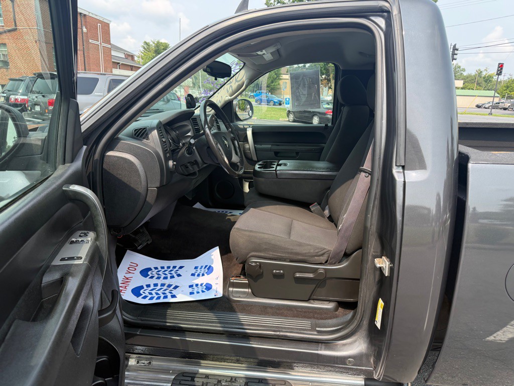 2011 Chevrolet Silverado 1500 Image 5