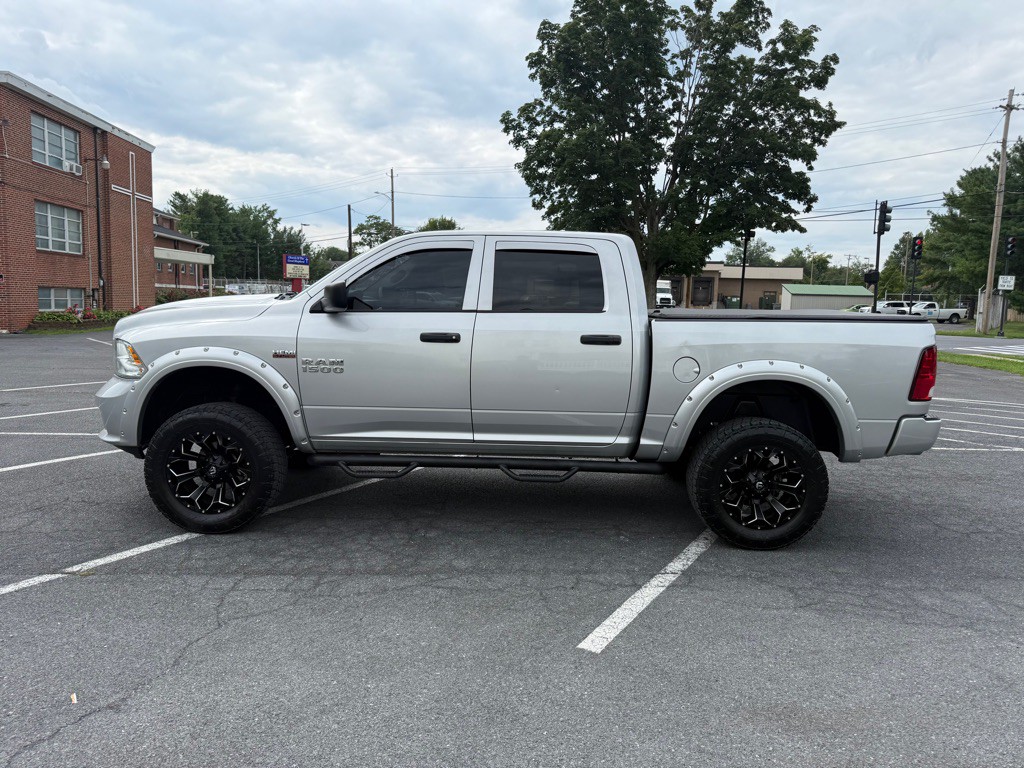 2015 RAM 1500 Image 1
