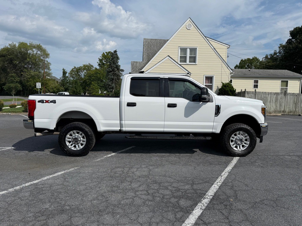 2019 Ford F-250 Image 2