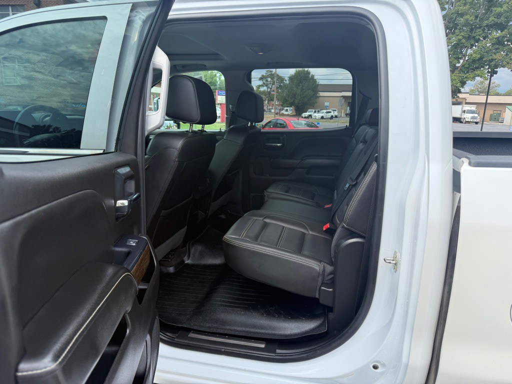 2018 GMC Sierra Image 6