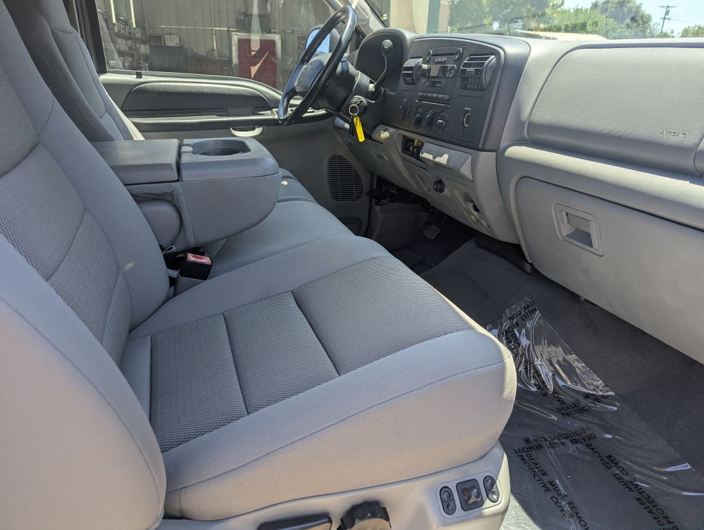 2005 Ford F-250 Image 16