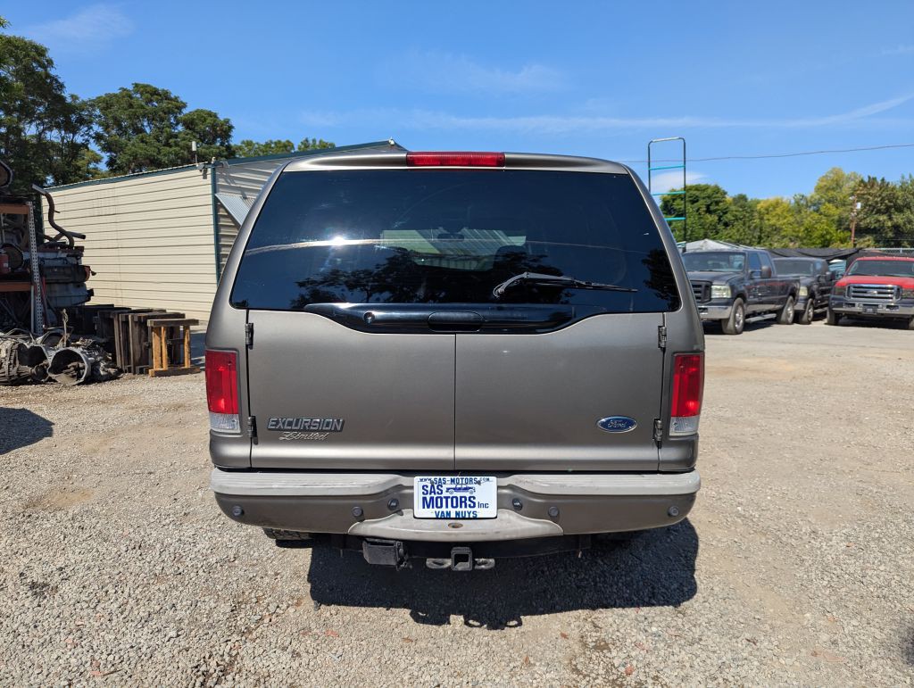 2003 Ford Excursion Image 5