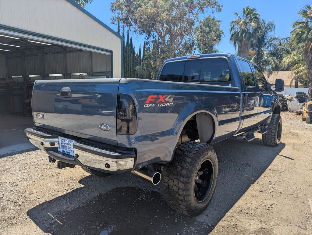 2004 Ford F-250 Image 6