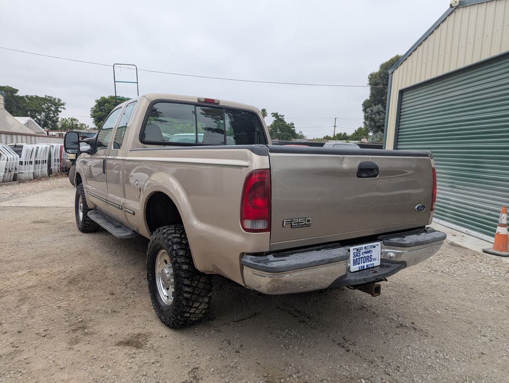 1999 Ford F-250 Image 4