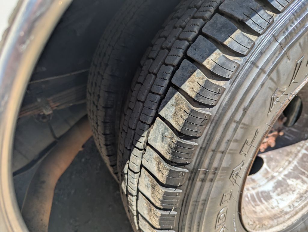 2004 Ford F-350 Image 6