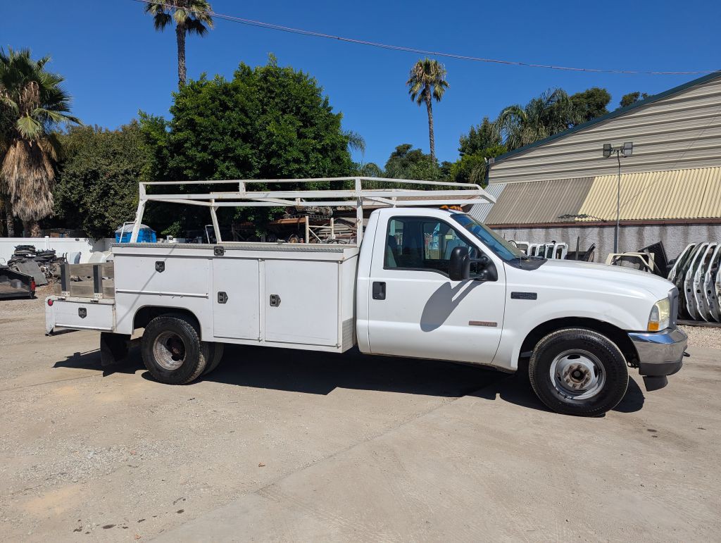 2004 Ford F-350 Image 8