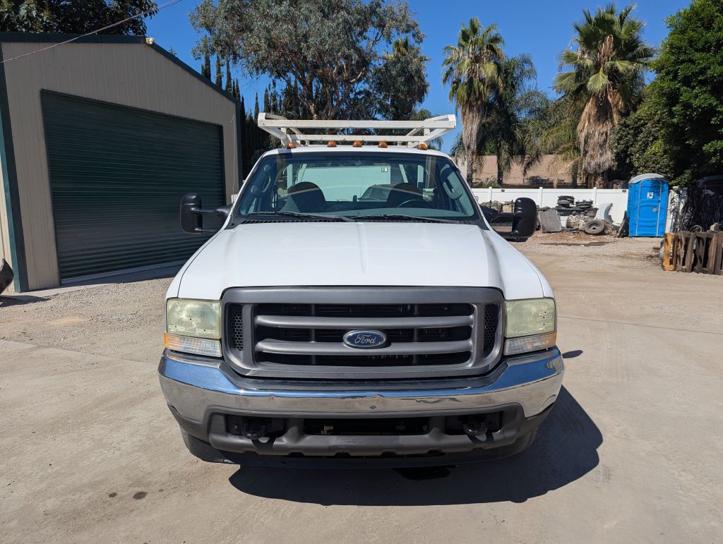 2004 Ford F-350 Image 10