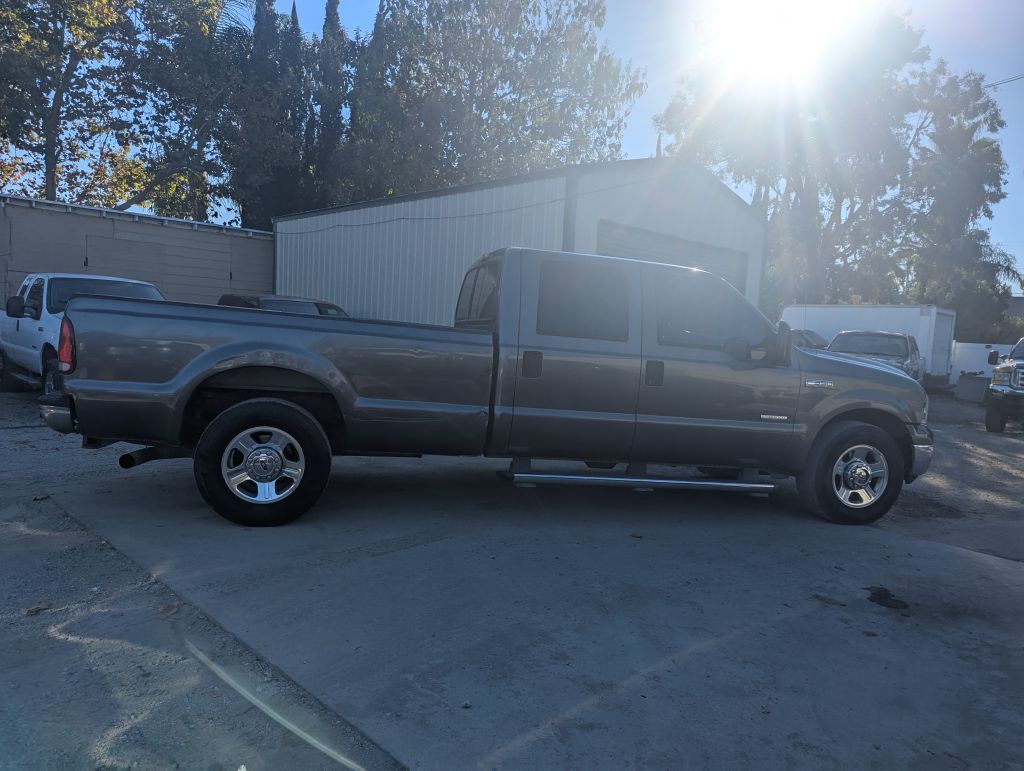 2005 Ford F-350 Image 8