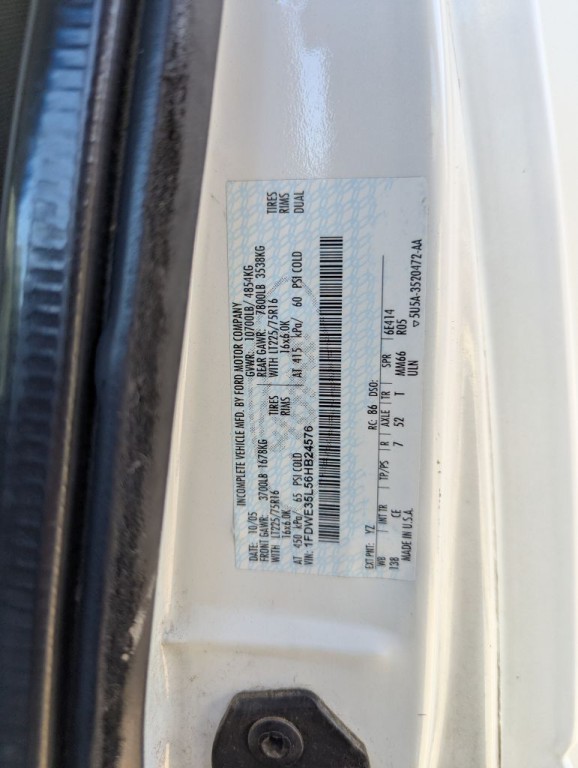2006 Ford Econoline Image 11