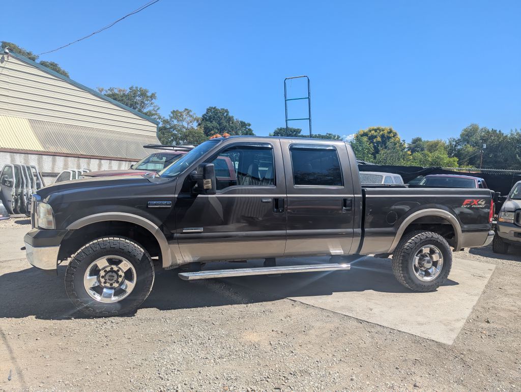 2005 Ford F-250 Image 2