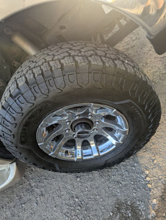 2000 Ford F-250 Image 9