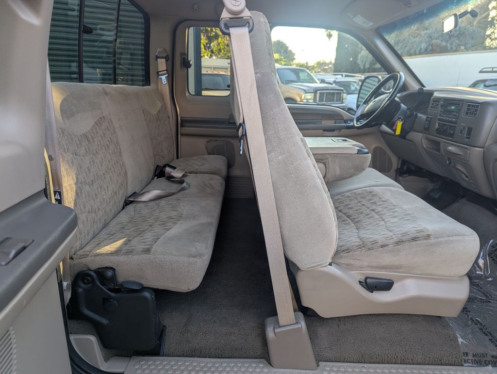 2000 Ford F-250 Image 12