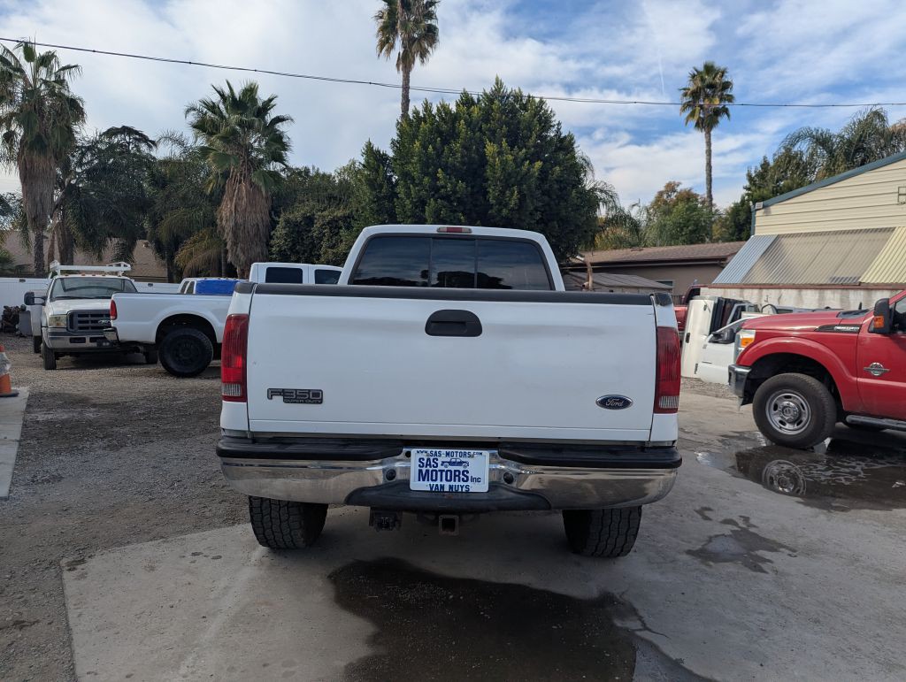 2001 Ford F-350 Image 5