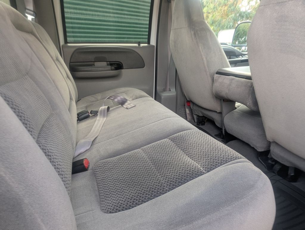 2001 Ford F-350 Image 11