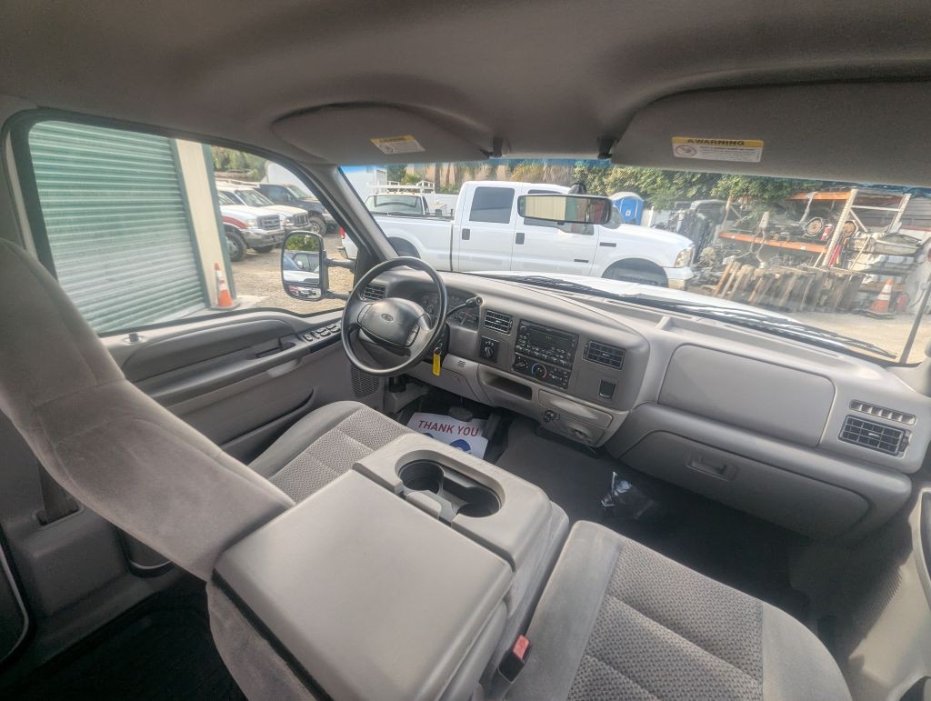 2001 Ford F-350 Image 12