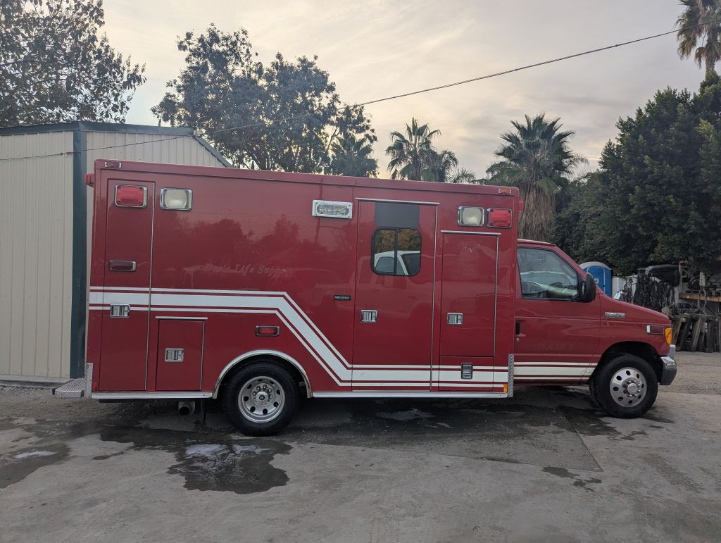 2007 Ford Econoline Image 6