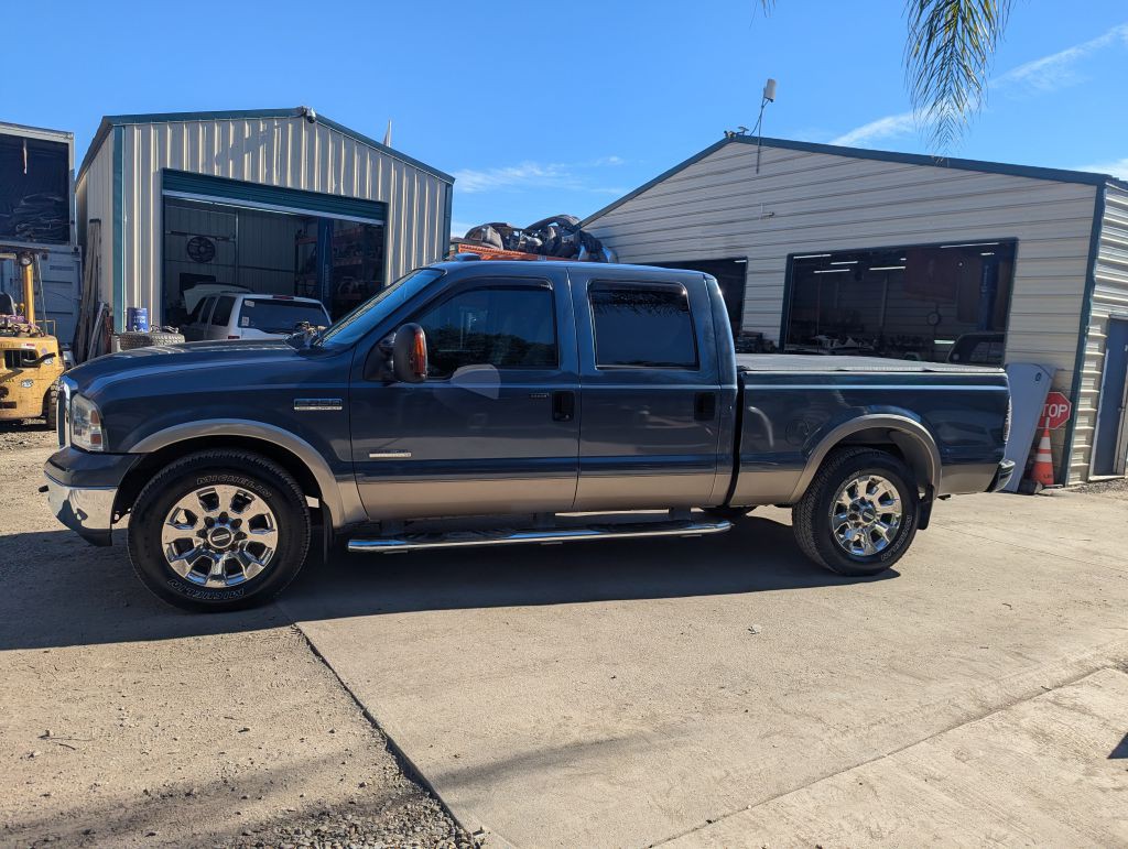 2005 Ford F-250 Image 2