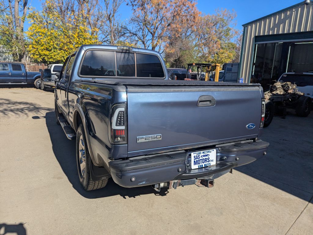 2005 Ford F-250 Image 4