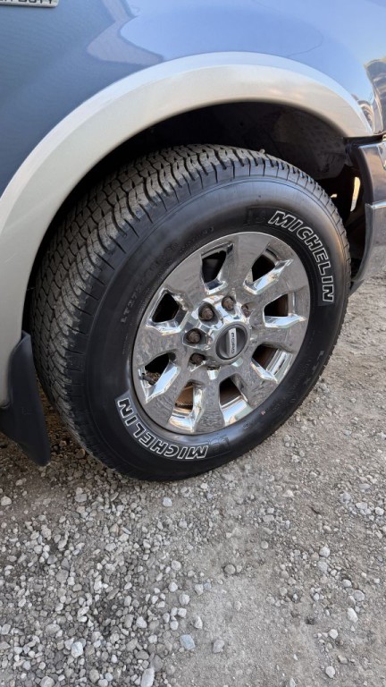 2005 Ford F-250 Image 12