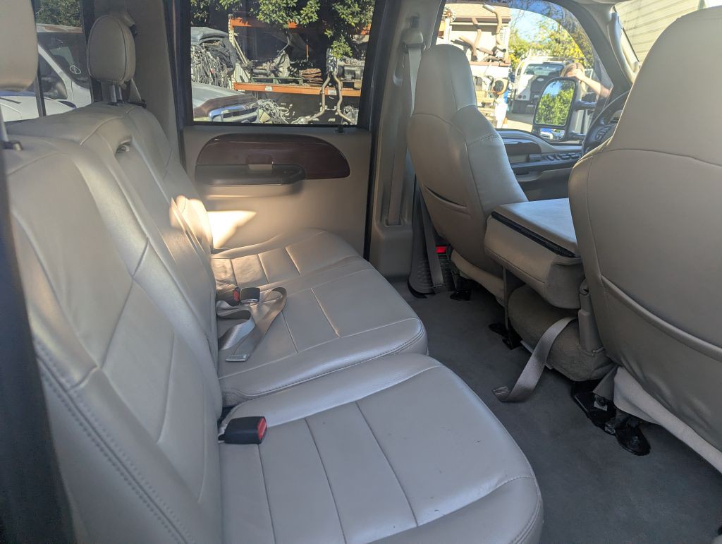2005 Ford F-250 Image 18
